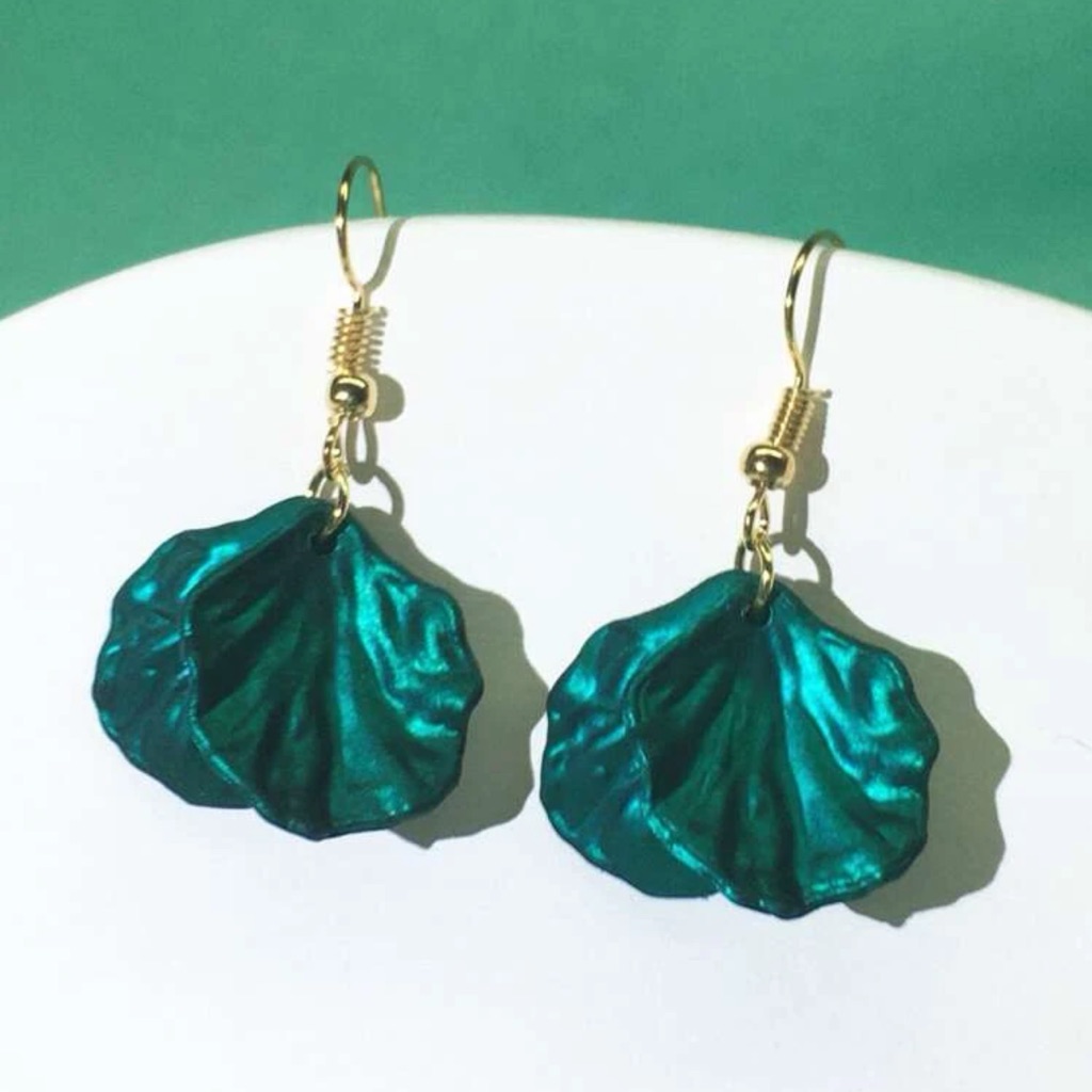 Awesome Metallic Layered Shell Drop Earrings